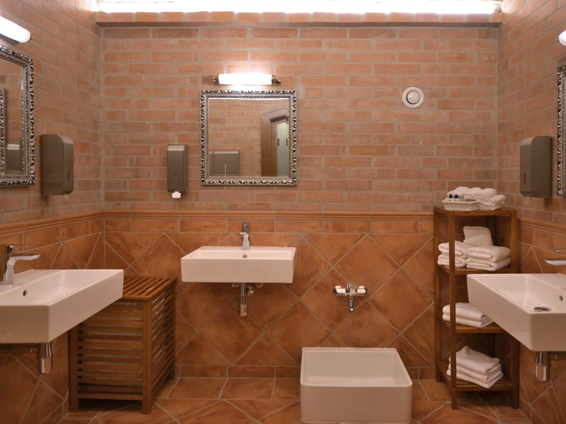 Suite Arabishe — Detail