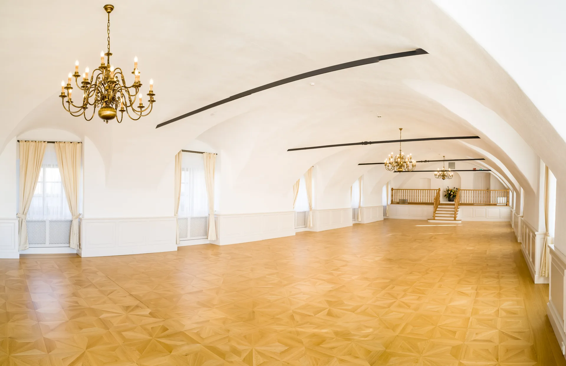 Lakshmi 2 — Schloss Thalheim